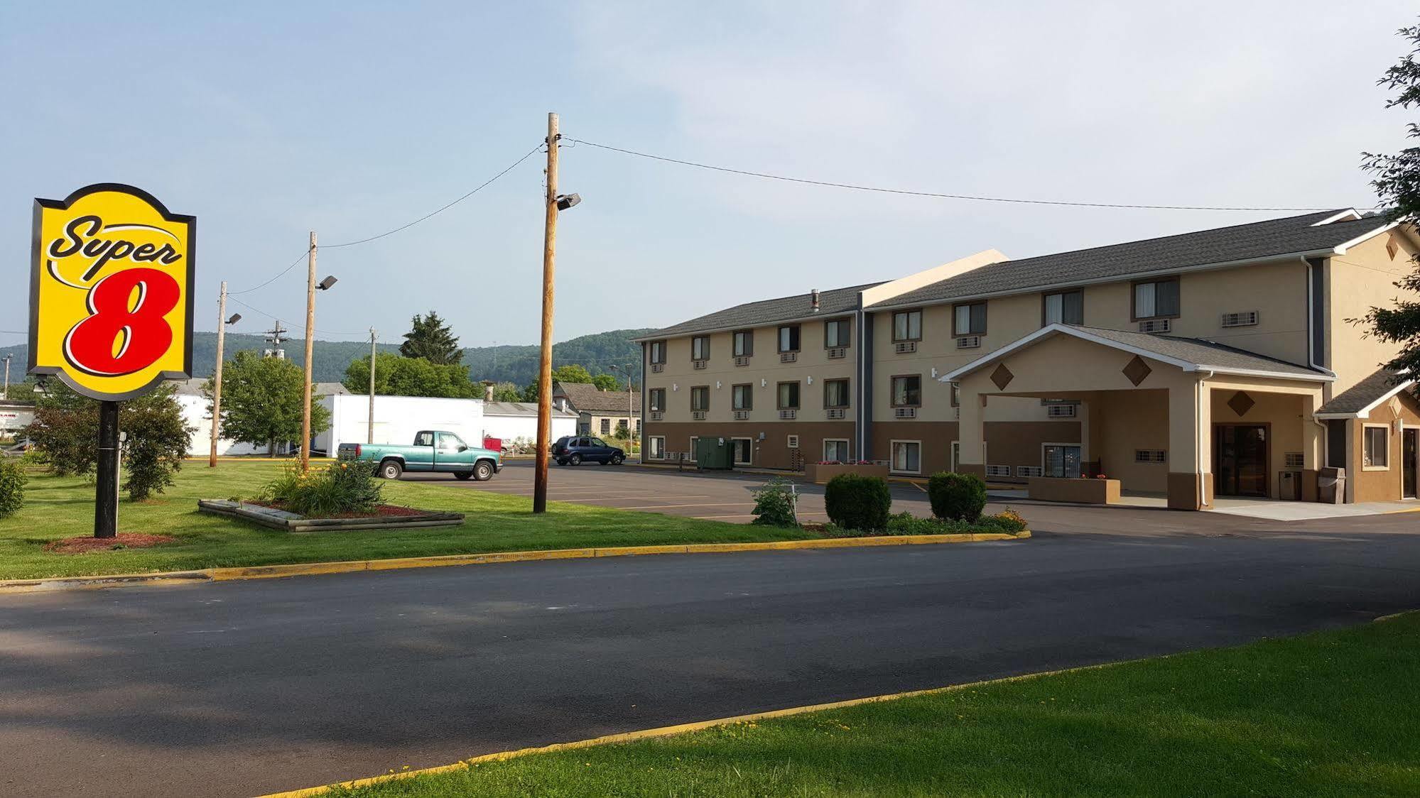 Super 8 By Wyndham Bath Hammondsport Area Motel Exterior photo